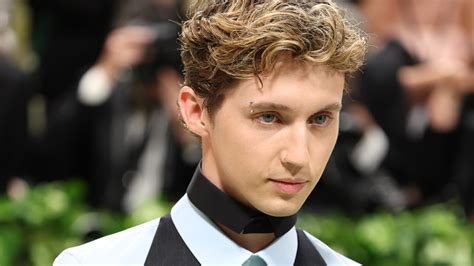 prada met gala 2024|troye sivan 2024 gala.